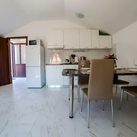 Appartamento Podini Brseč
